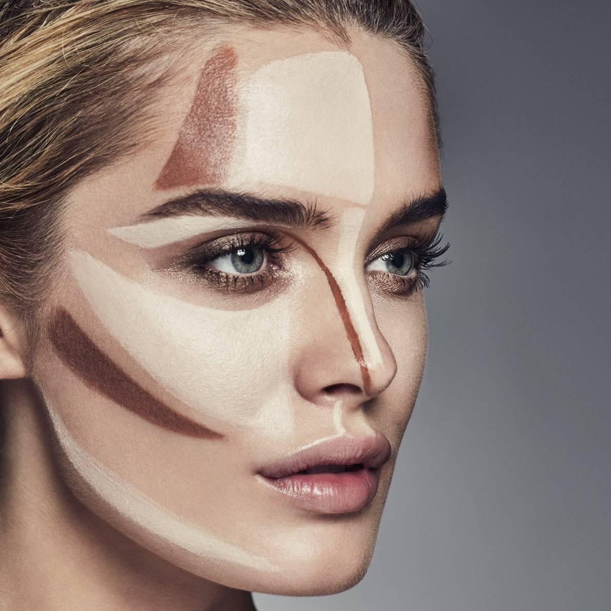 Here's How To Get The Most Perfect Contour With an Every Day